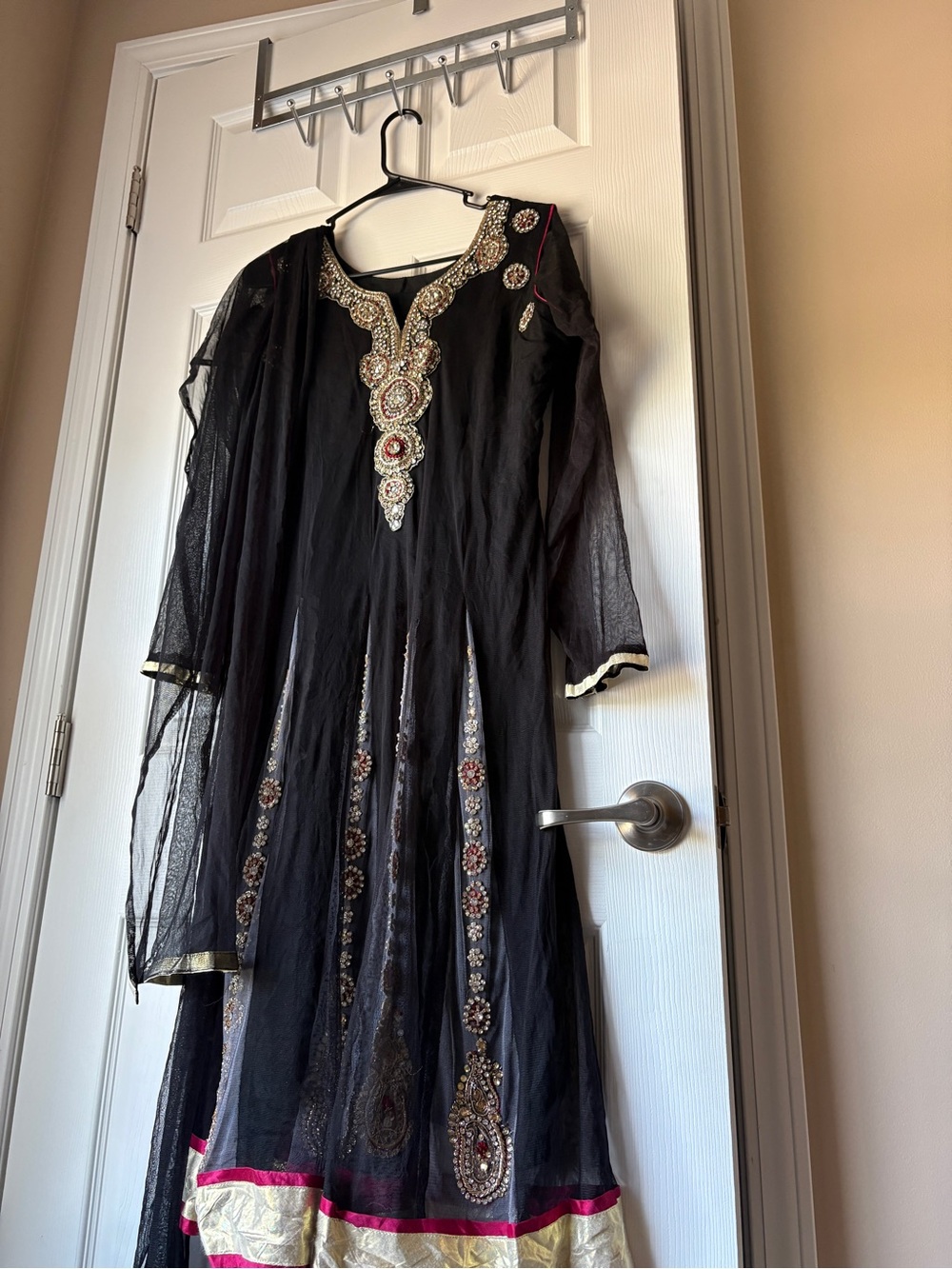 black anarkali